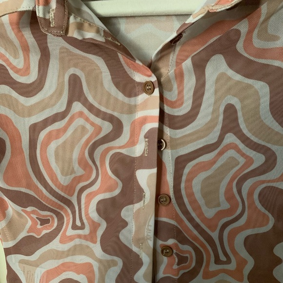 The Kript Retro Sheer Top - Picture 3 of 6